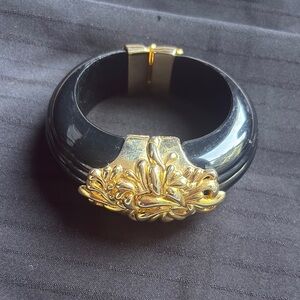 Elegant Grey Pneumatic Black and Gold Bracelet